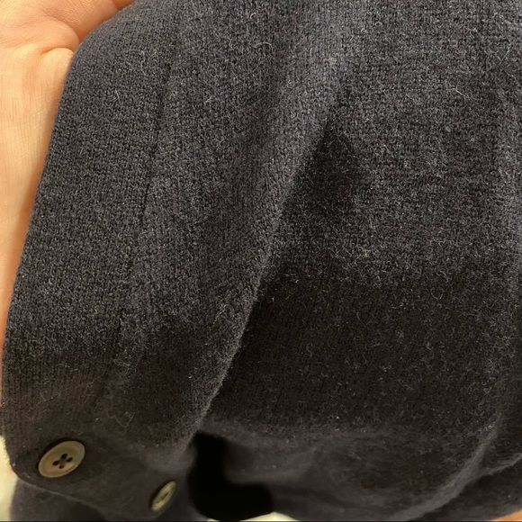 CLUB MONACO 100% Wool Navy Blue Basic Sweater Cardigan Minimalist S-M - Picture 3 of 4